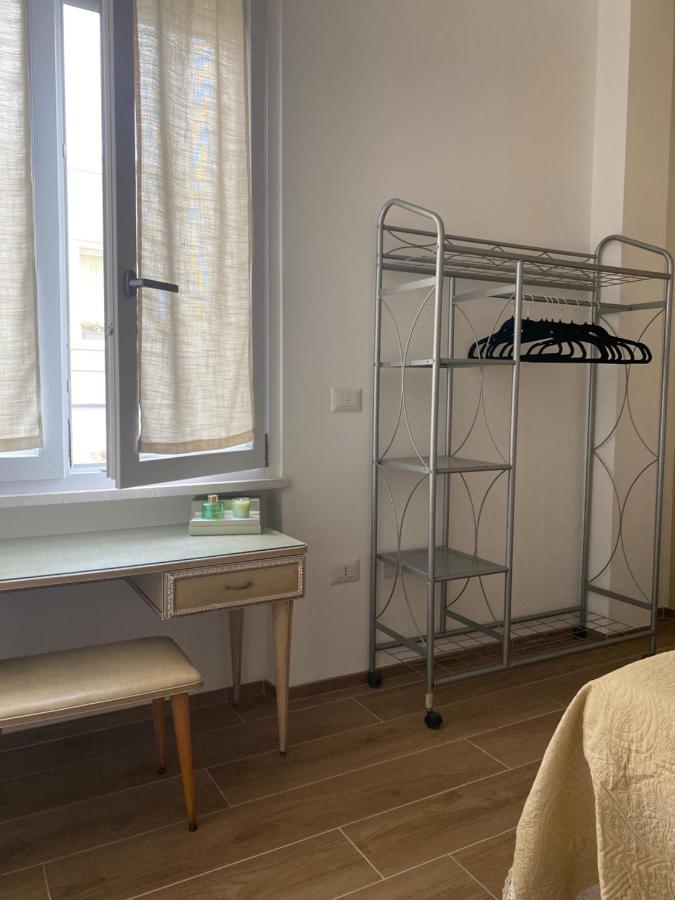 Ludo'S Rooms Каляри Екстериор снимка