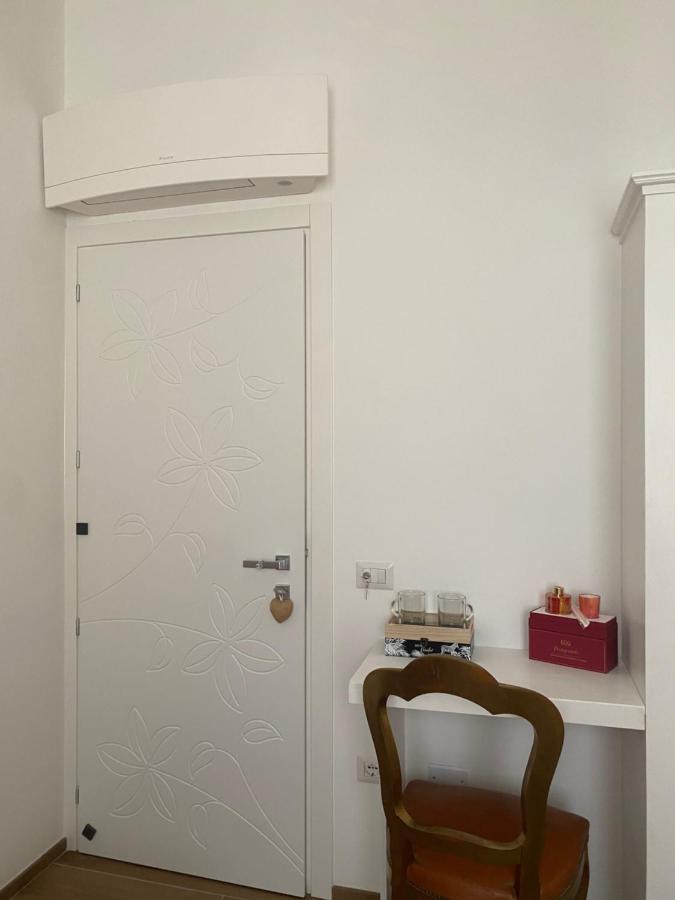 Ludo'S Rooms Каляри Екстериор снимка